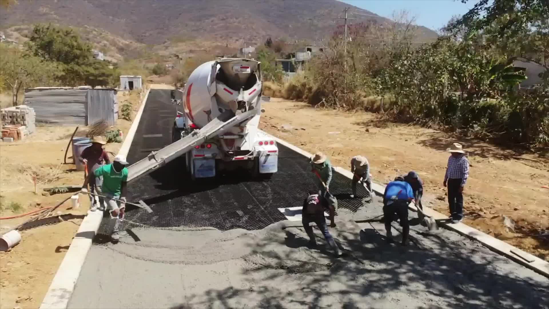 Vaciado de concreto sobre Adoplastic